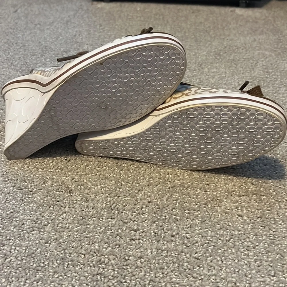 LOVIN COACH WEDGES - Picture 4 of 4